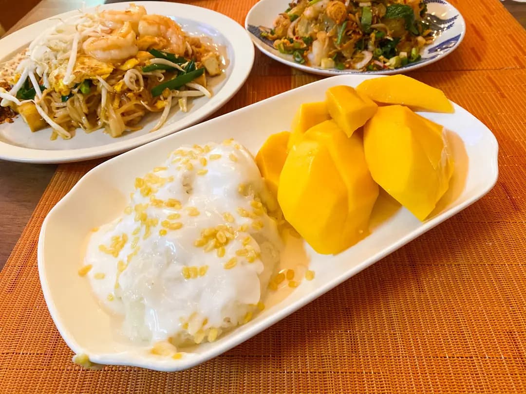 THANA DEE Thai Takeaway photo 6