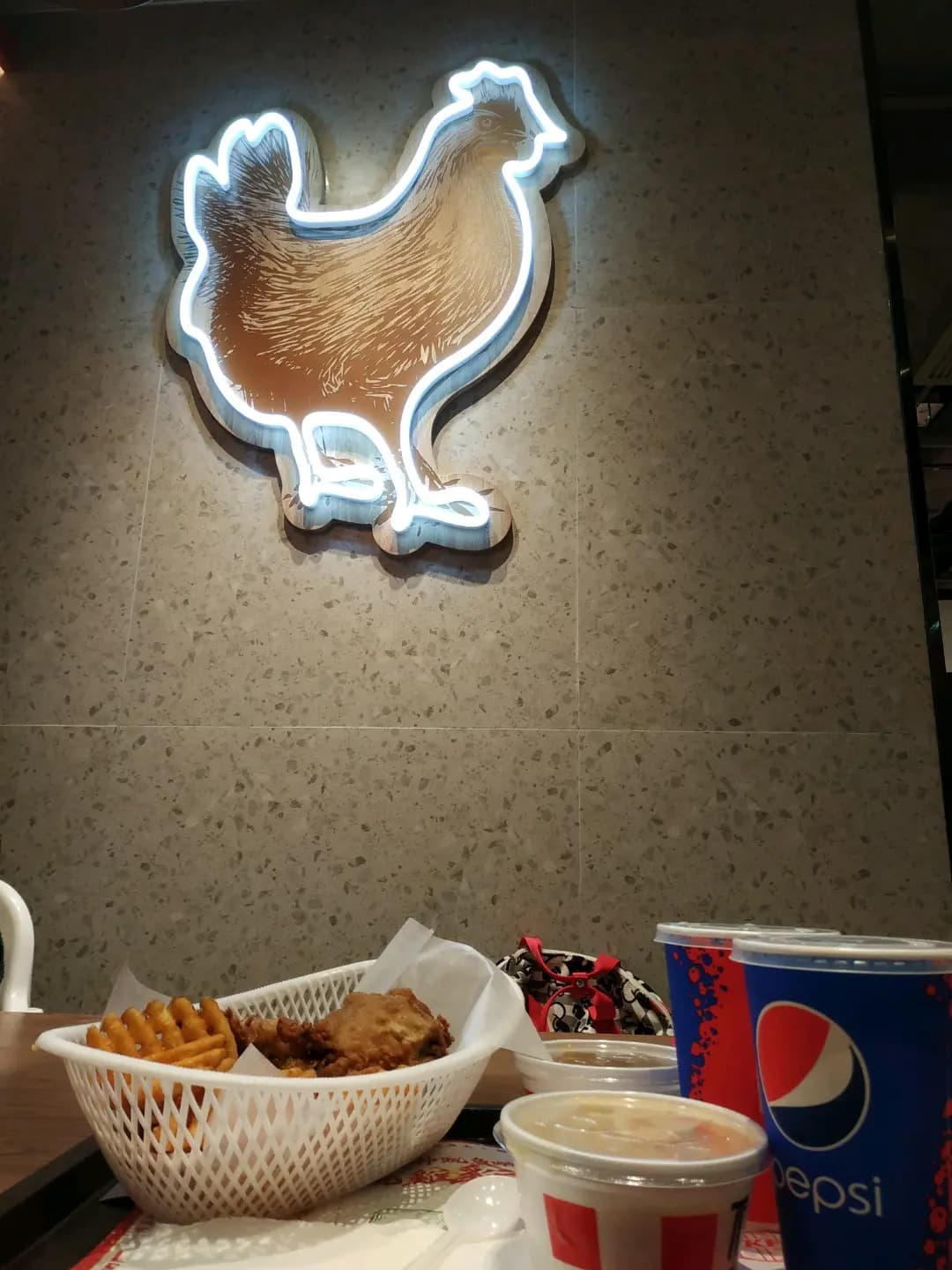 肯德基家鄉雞 (KFC) photo 2