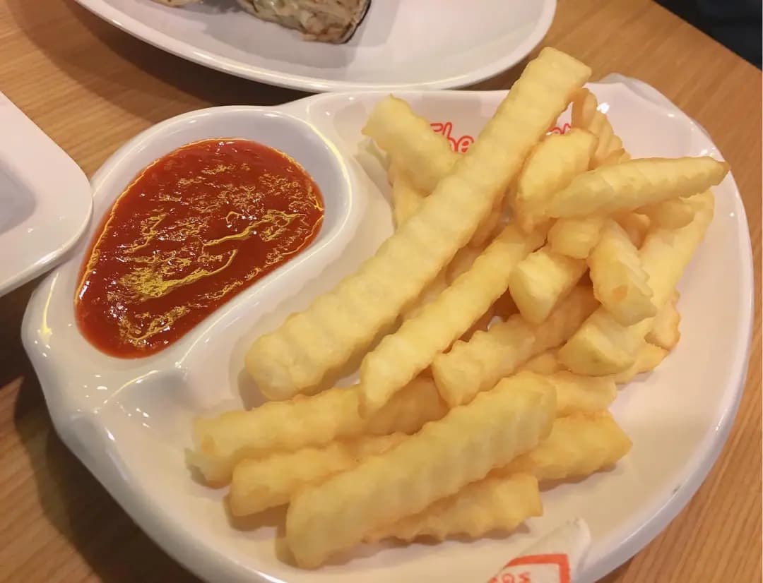 Ebeneezer's Kebabs & Pizzeria (荷李活道) photo 5