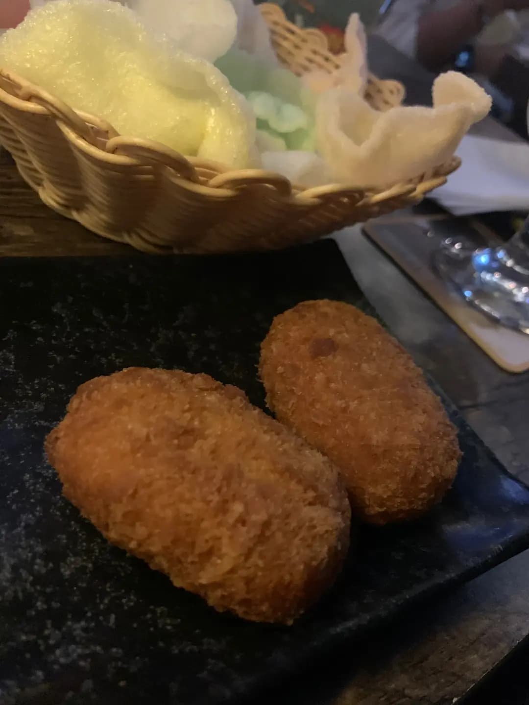 82 photo 1