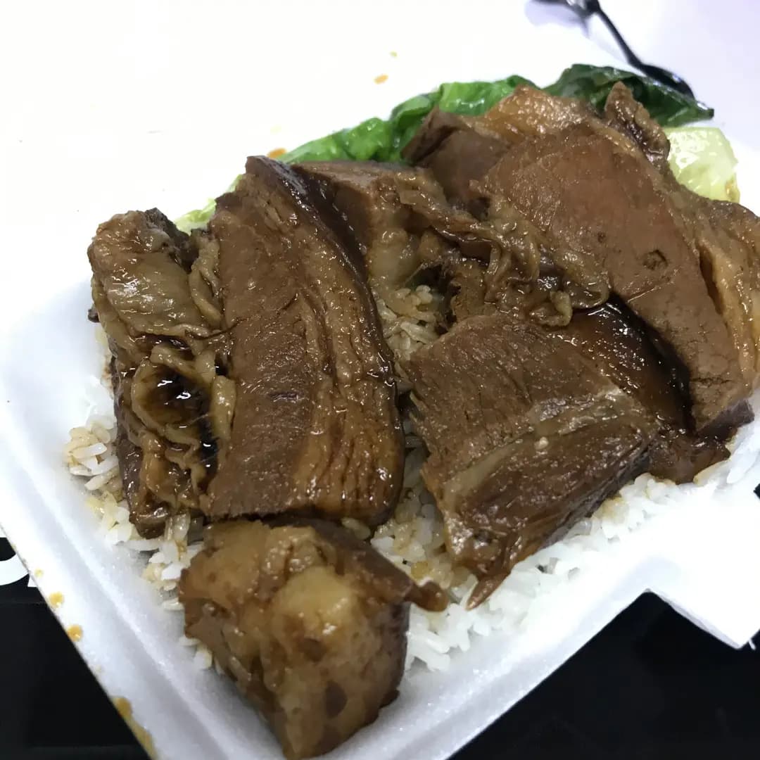 興興餃子館 photo 1