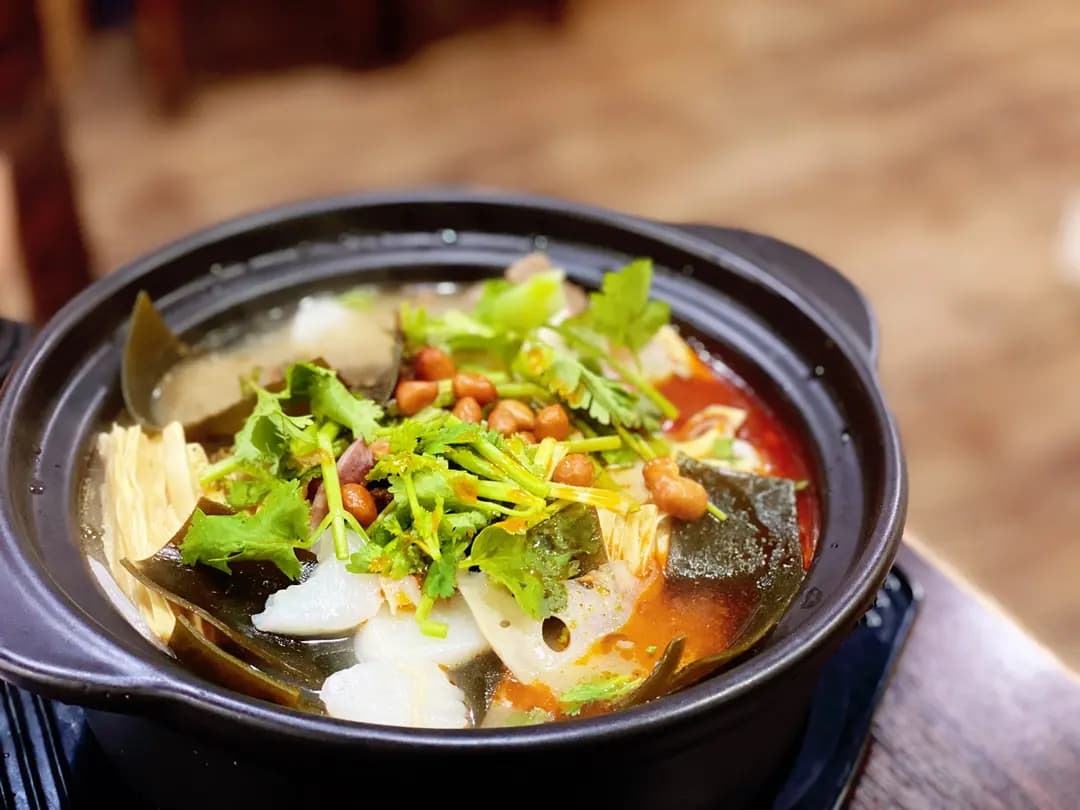 聚味館砂鍋麻辣燙 (皇后大道西) photo 7