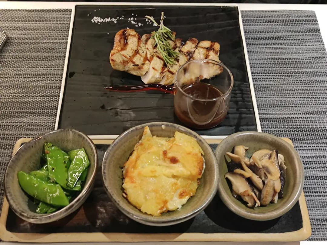 GAIJIN photo 6