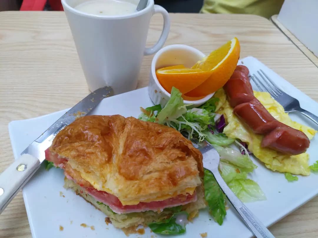 Moment Cafe photo 2