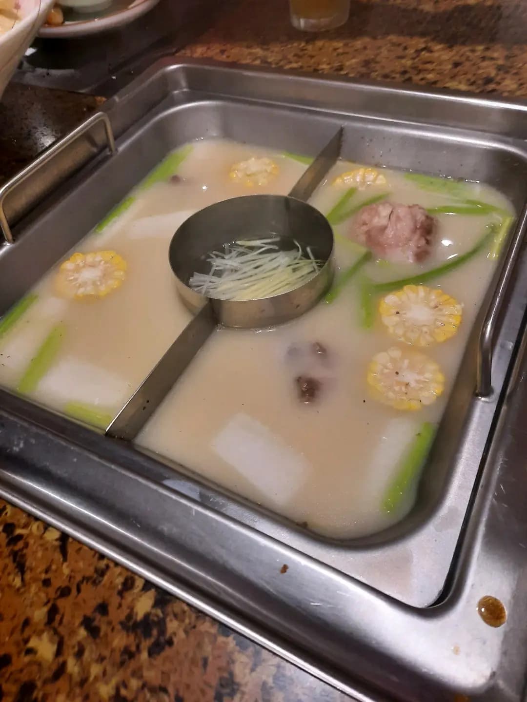 味火鍋 (雅仕洋樓) photo 6