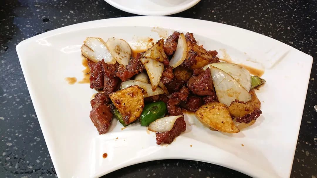 彩龍船中西美食坊 photo 1