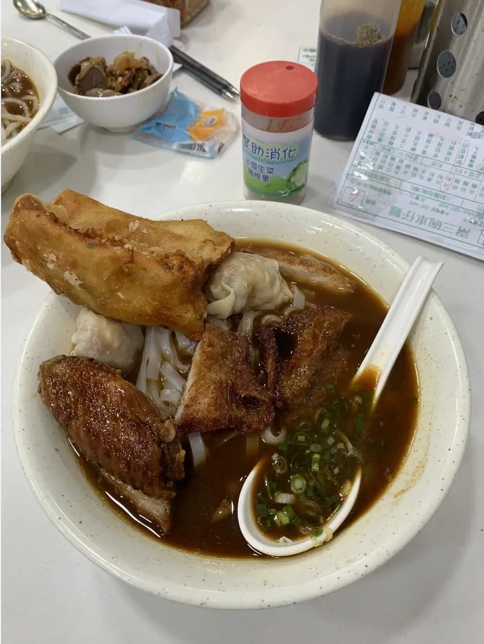 兩三碗車仔麵 photo 4