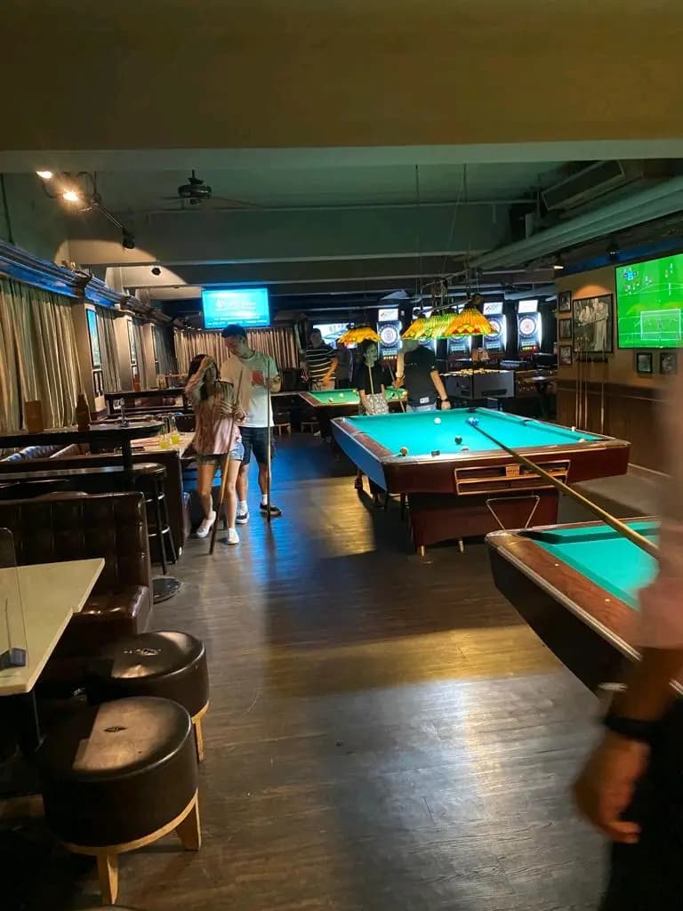 Joe's Billiards & Bar photo 4