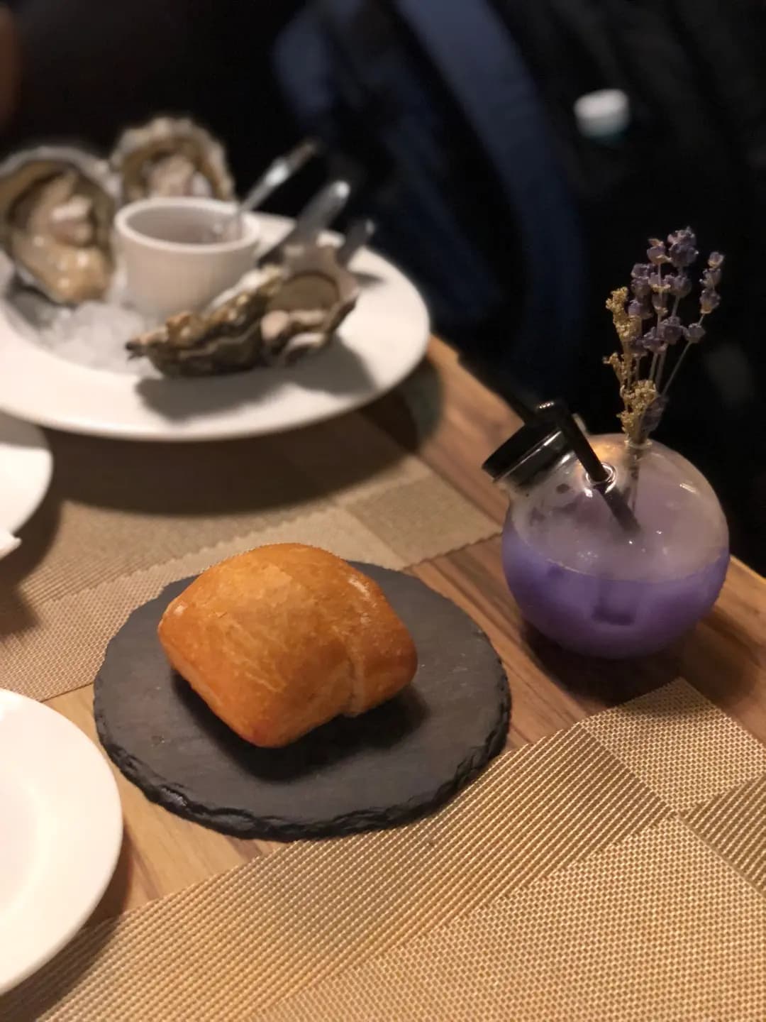 LAB EAT Restaurant & Bar (金巴利道) photo 5