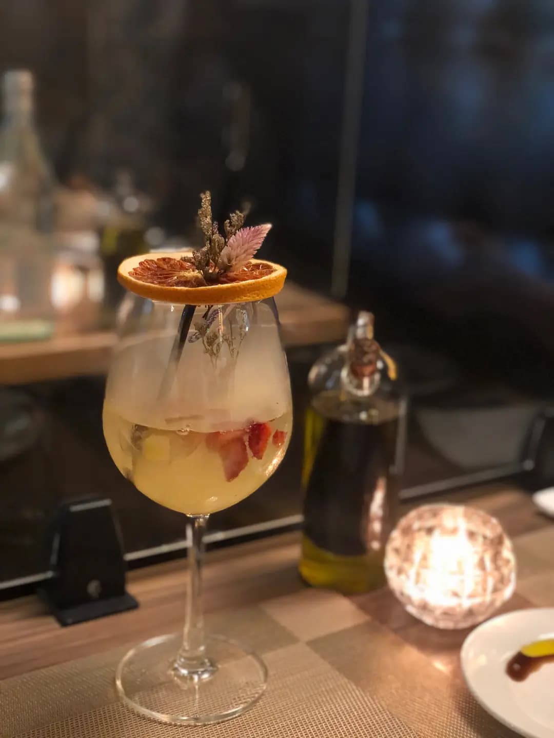 LAB EAT Restaurant & Bar (金巴利道) photo 8