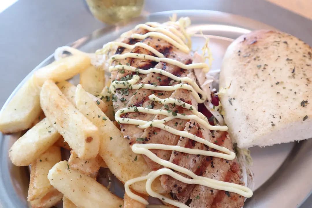 THE BOTTLE & STEAK (第一街) photo 7