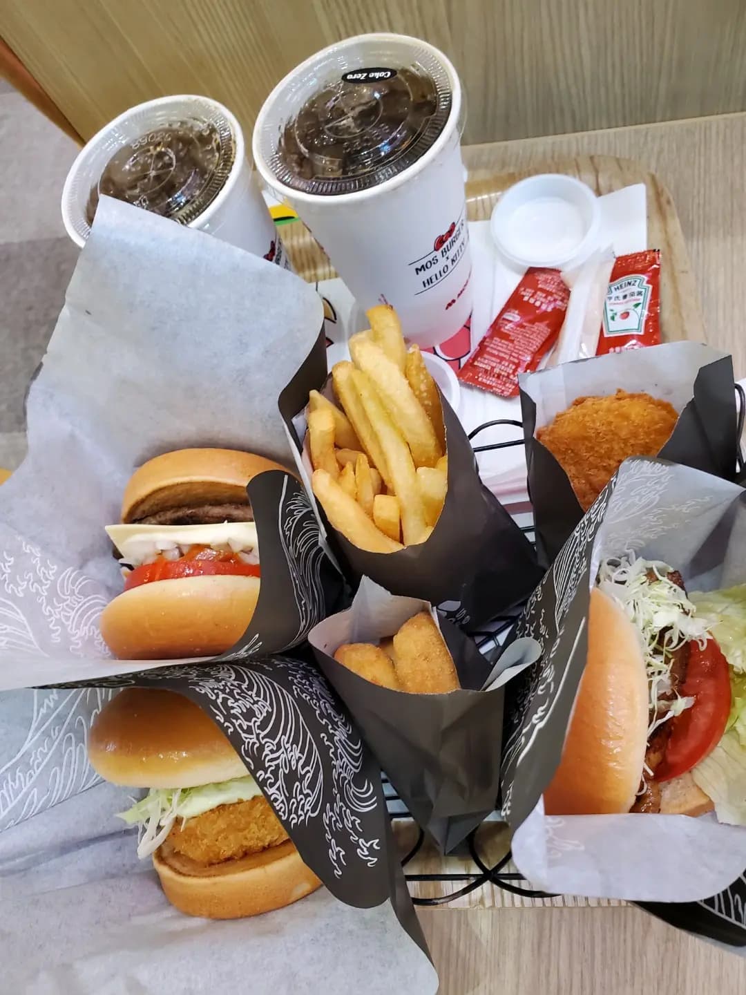 MOS Burger Express (德福廣場2期) photo 2