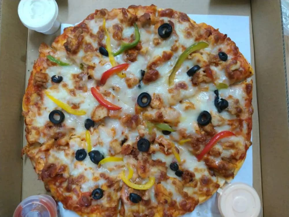 Halal Pizza Delivery photo 3