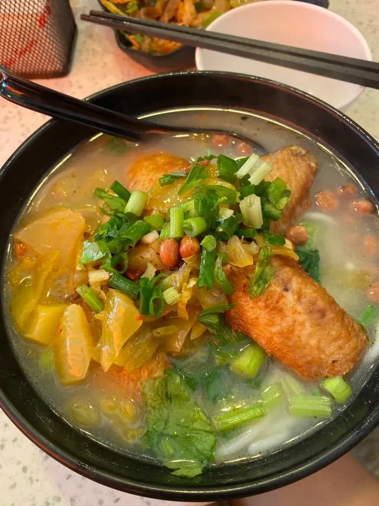 孖寶發哥豬扒酸辣米線 photo 6