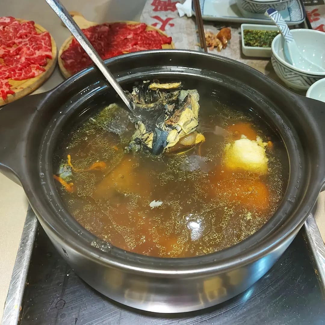 斗滾 (適安大廈) photo 1