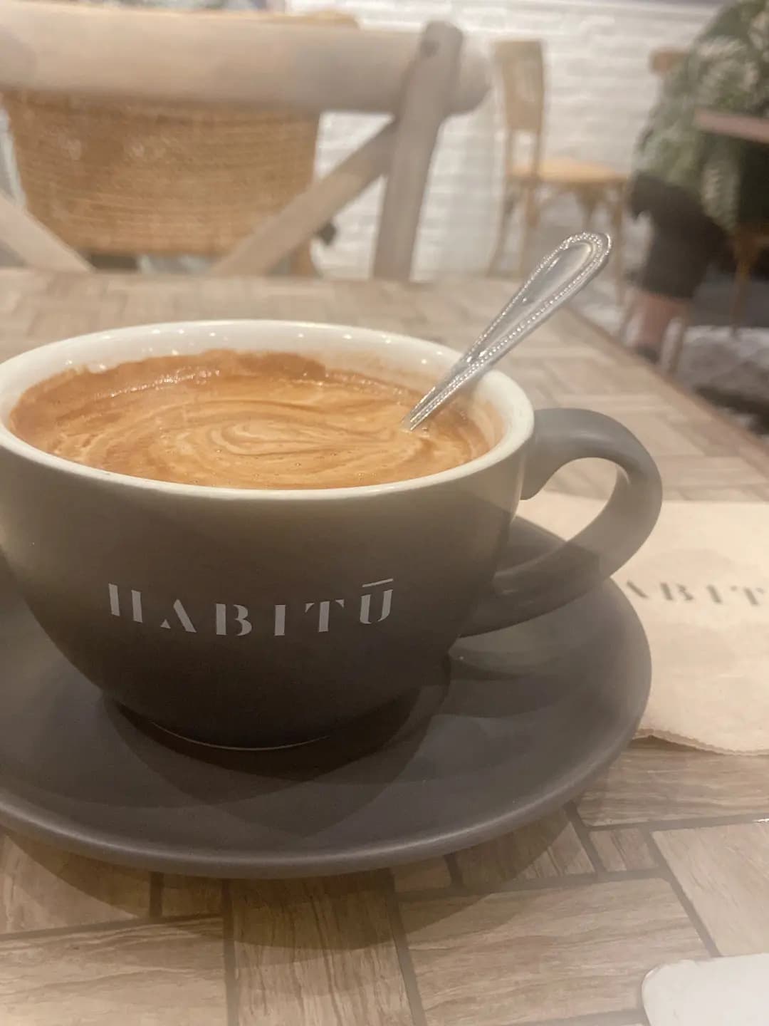 HABITŪ table (海之戀商場) photo 5