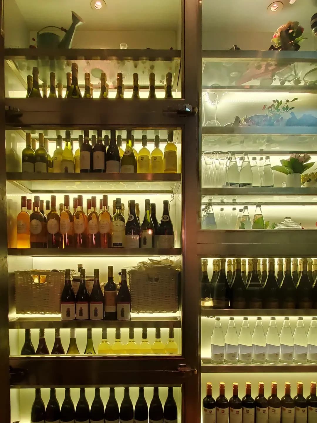 Ollies Bar & Grill photo 4