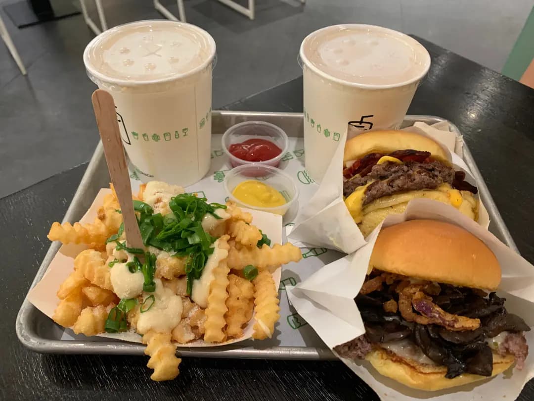 SHAKE SHACK (海運大廈) photo 4