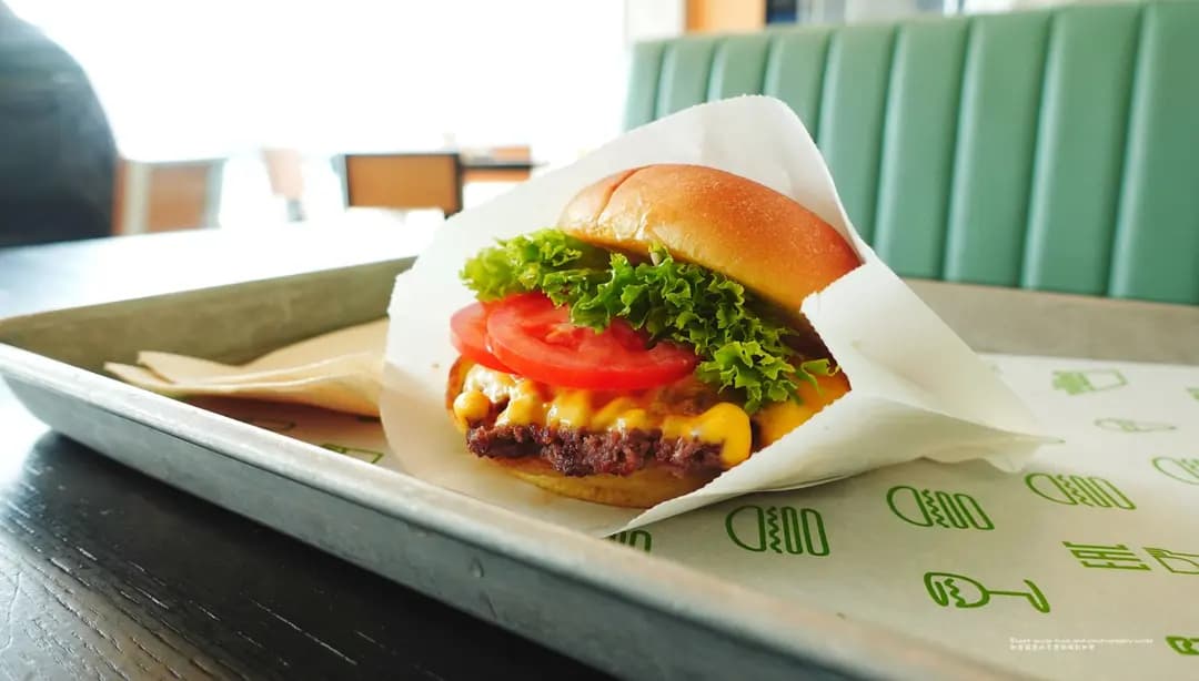 SHAKE SHACK (海運大廈) photo 7
