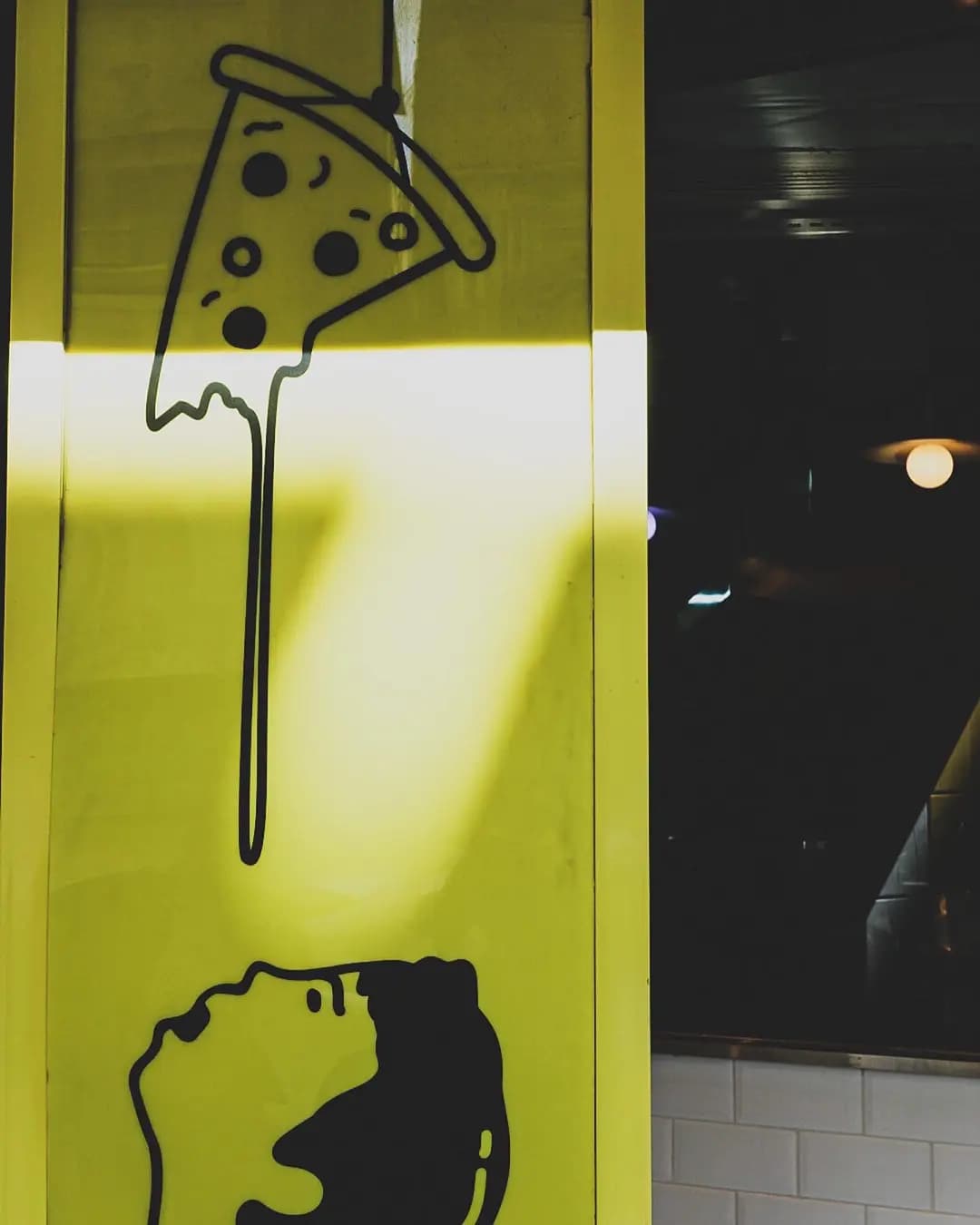 Mama Mia! Pizzeria photo 2