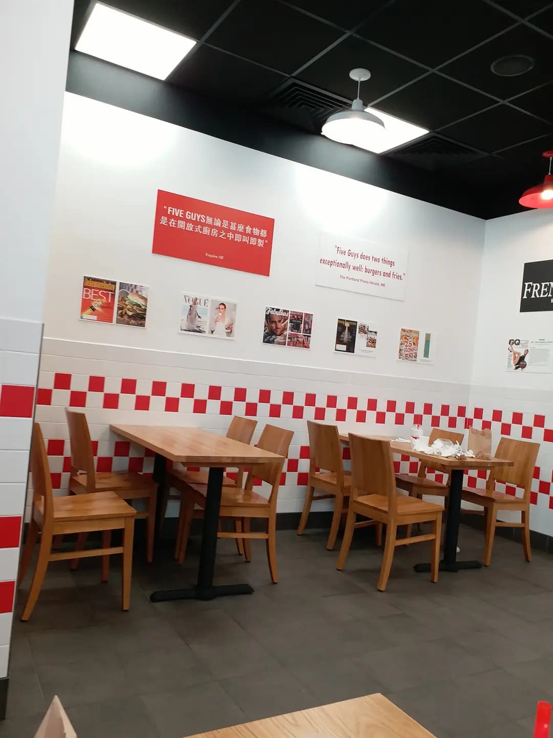 FIVE GUYS photo 5