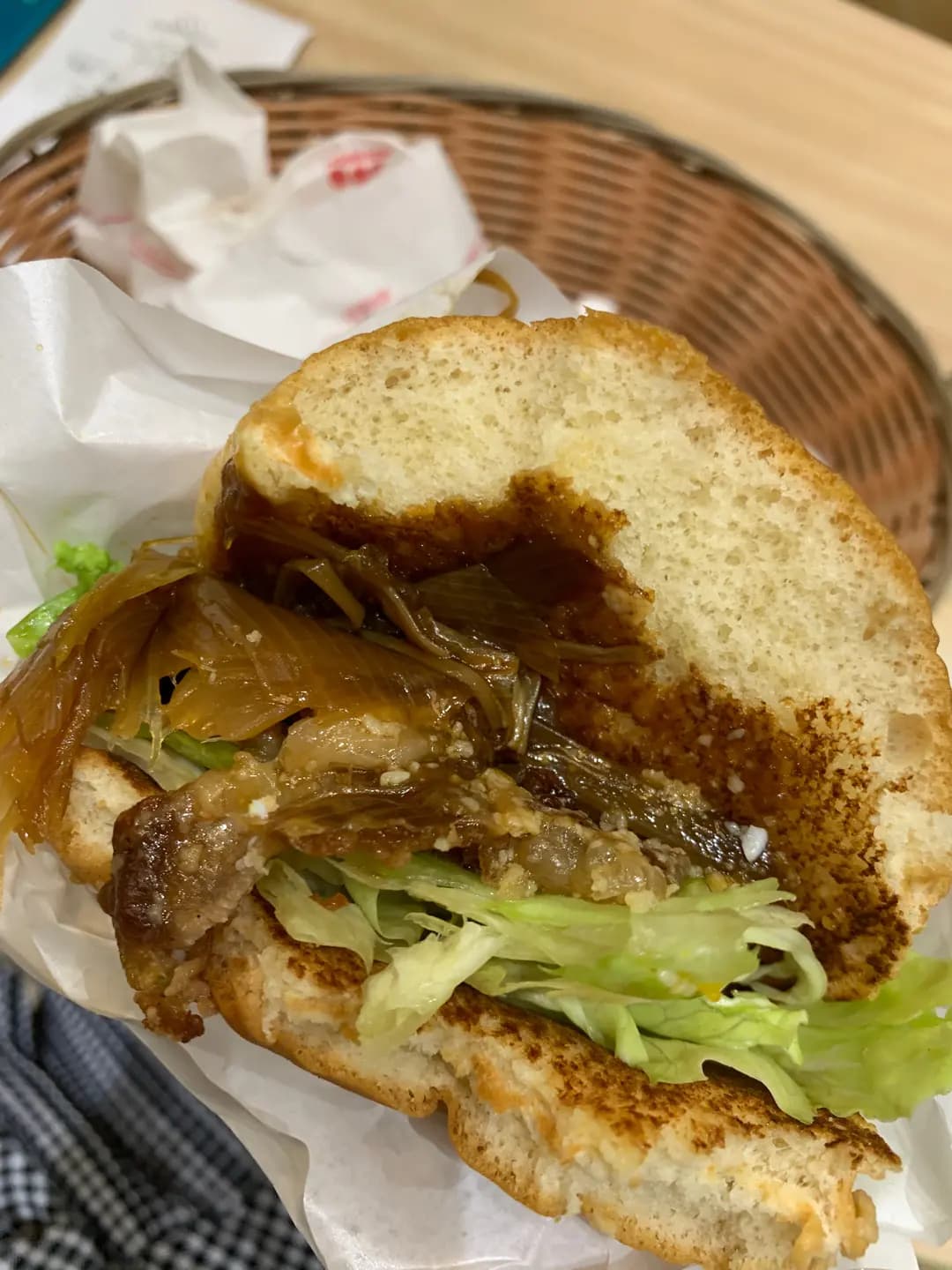 MOS Burger photo 4