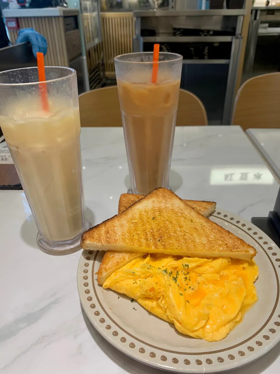 牛奶冰室 (迎海薈) photo 8