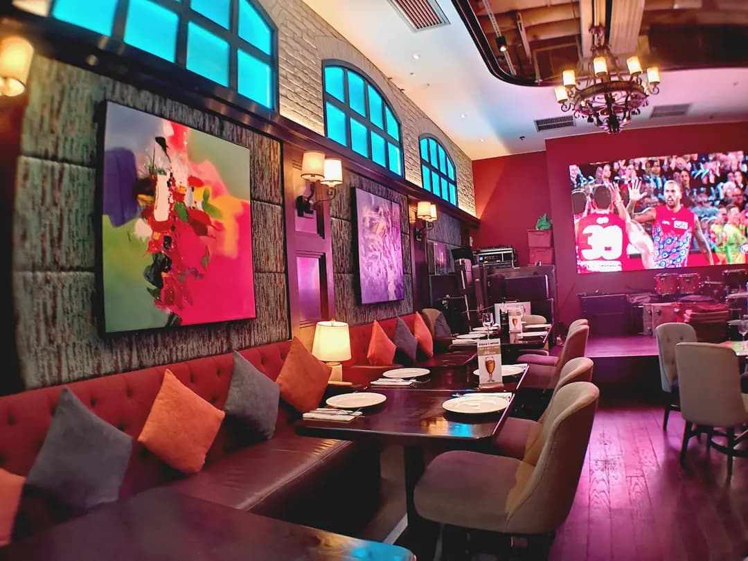 A Tavola Bar & Grill photo 6