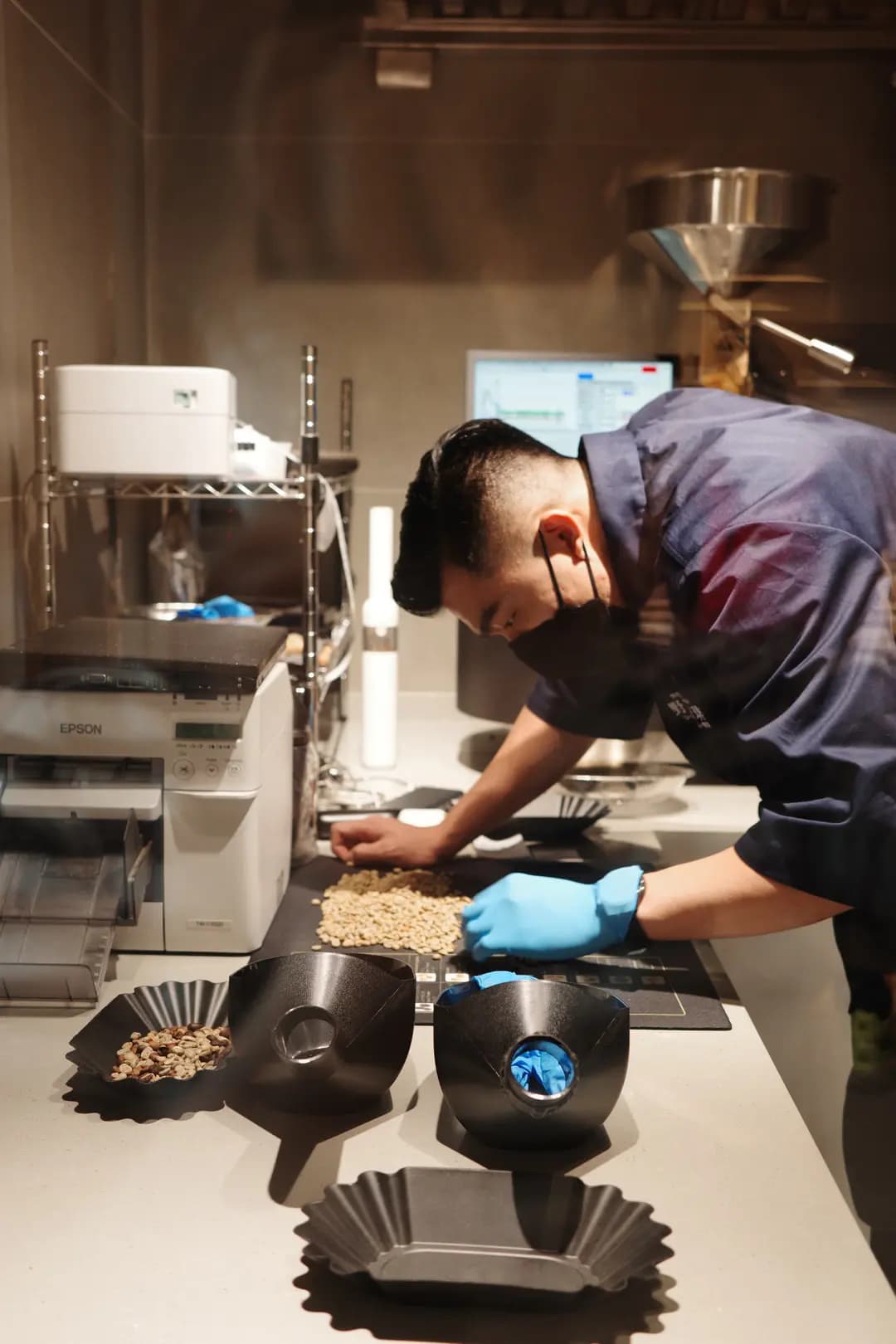 野田珈琲生豆專門店 + 焙煎 photo 6