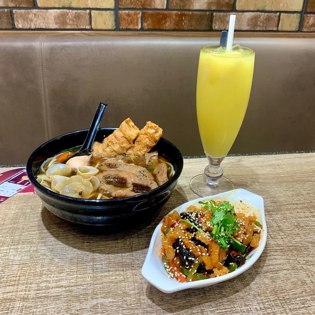 譚仔三哥米線 (置富第一城) photo 3