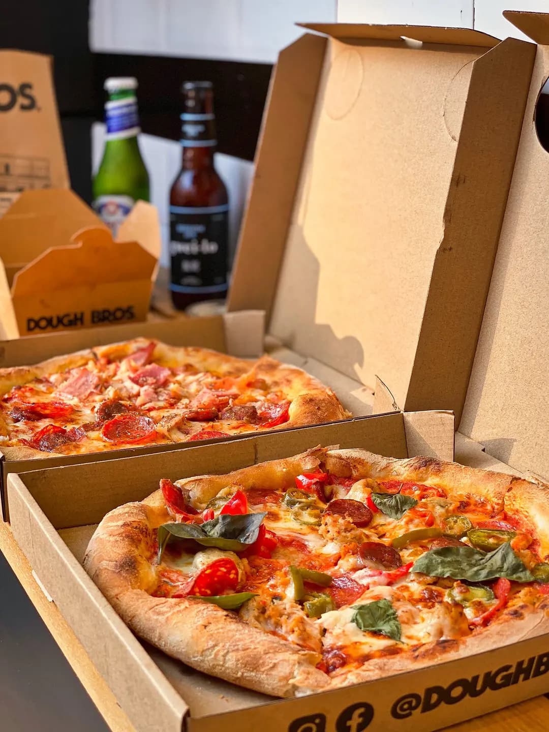 Dough Bros Pizza & Doughnuts (明新大廈) photo 4