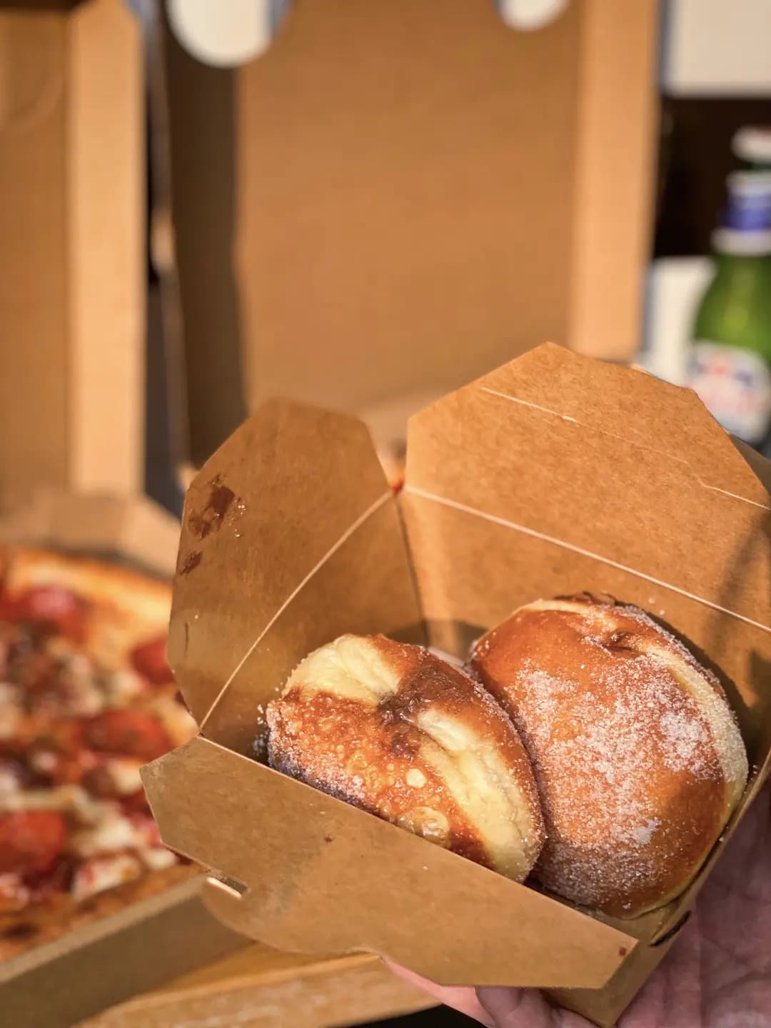 Dough Bros Pizza & Doughnuts (明新大廈) photo 6