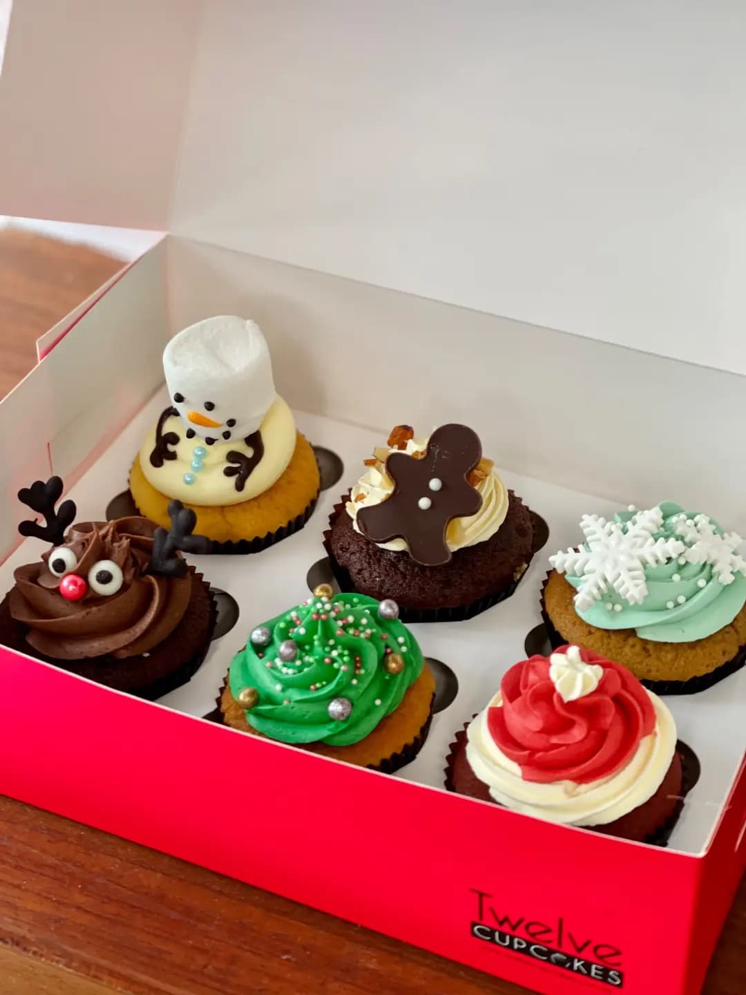 Twelve Cupcakes (萬宜大廈) photo 5