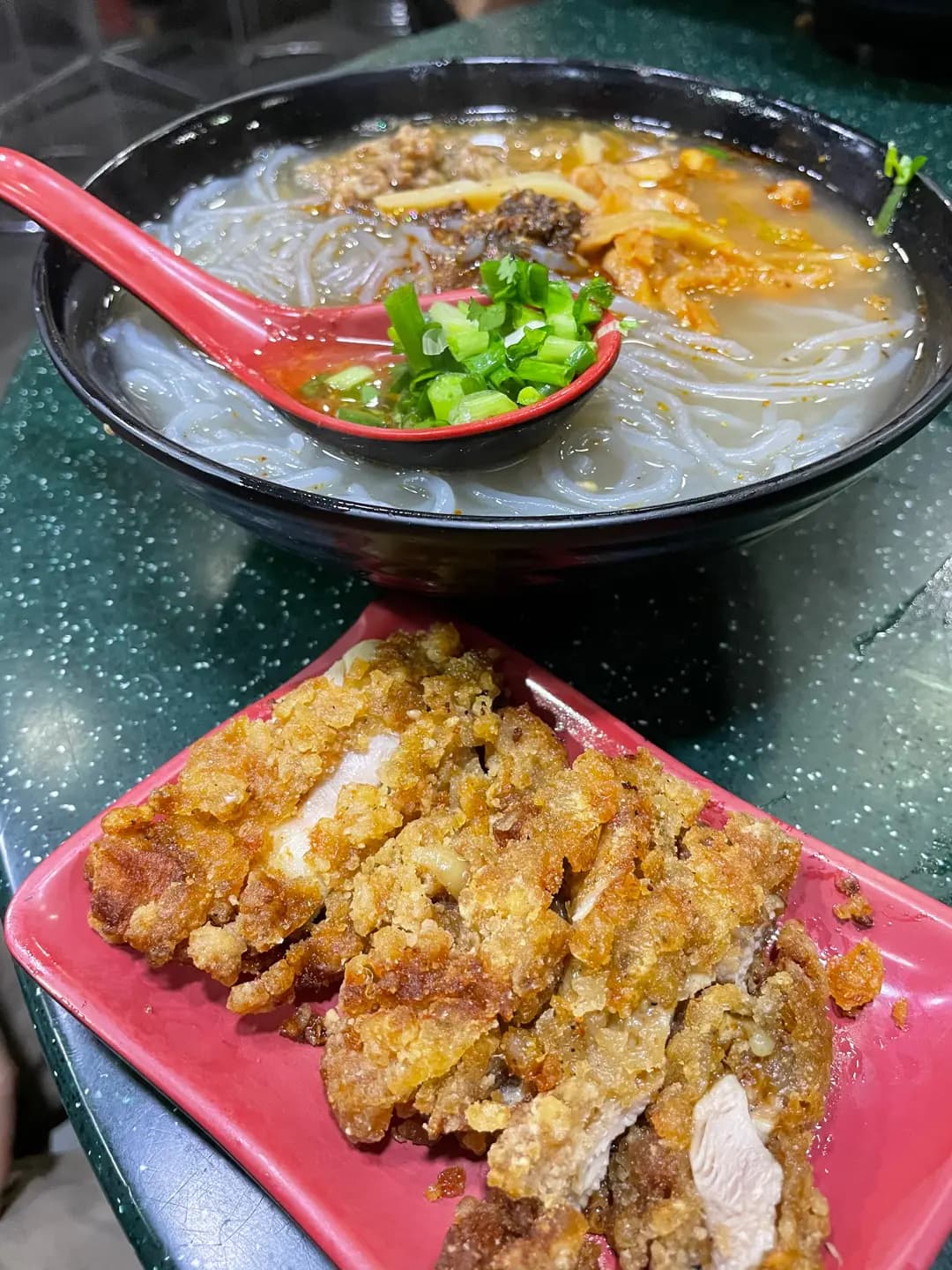 巴蜀軒豬扒酸辣米線 photo 7