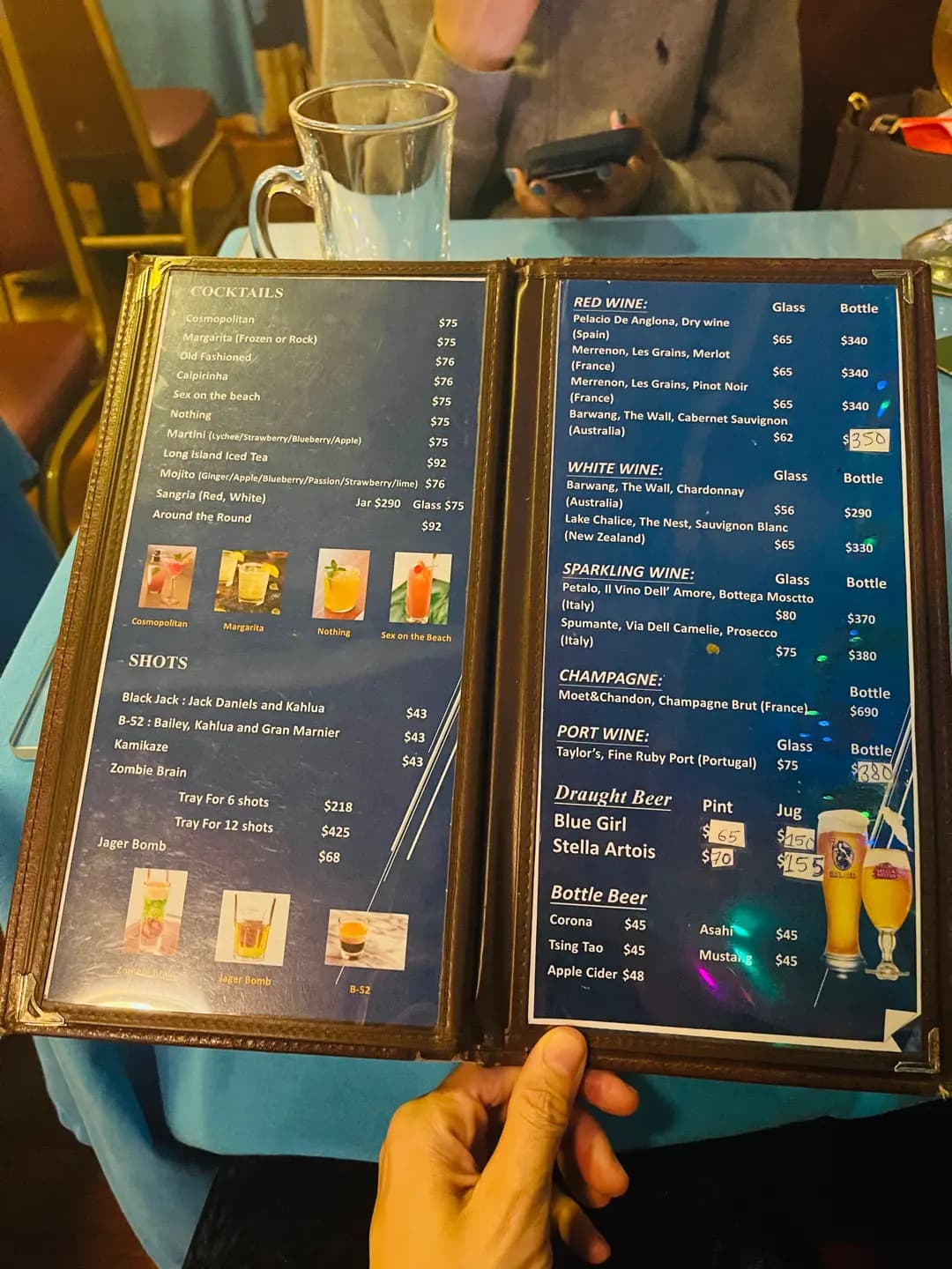 Hungry Eye Restaurant & Bar photo 6