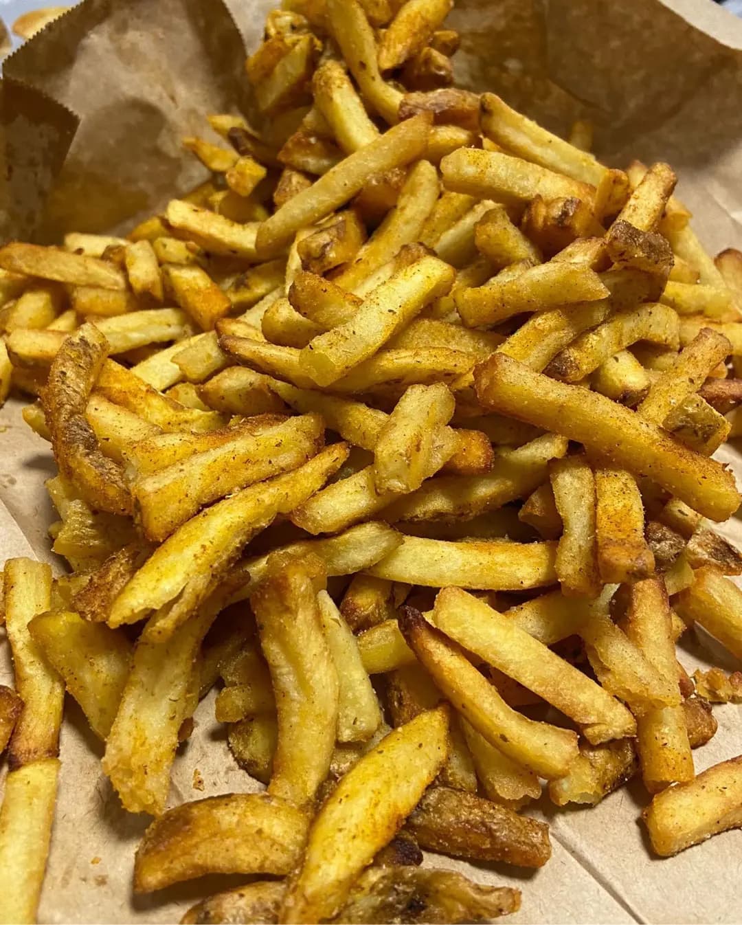 FIVE GUYS photo 2