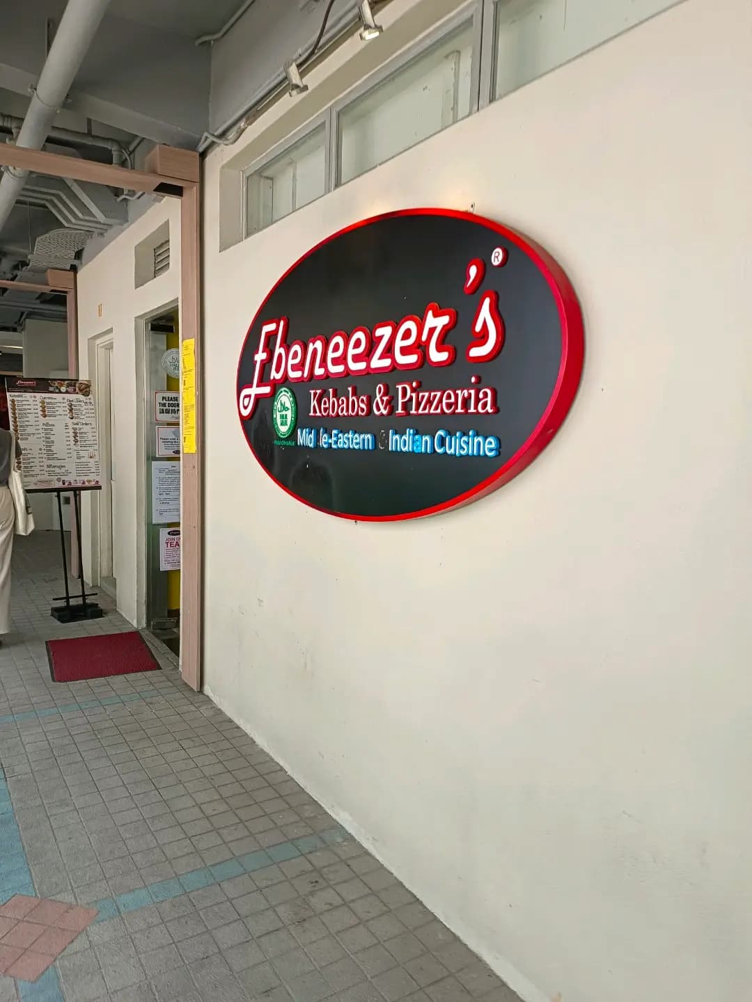 Ebeneezer's Kebabs & Pizzeria (香港中文大學) photo 7