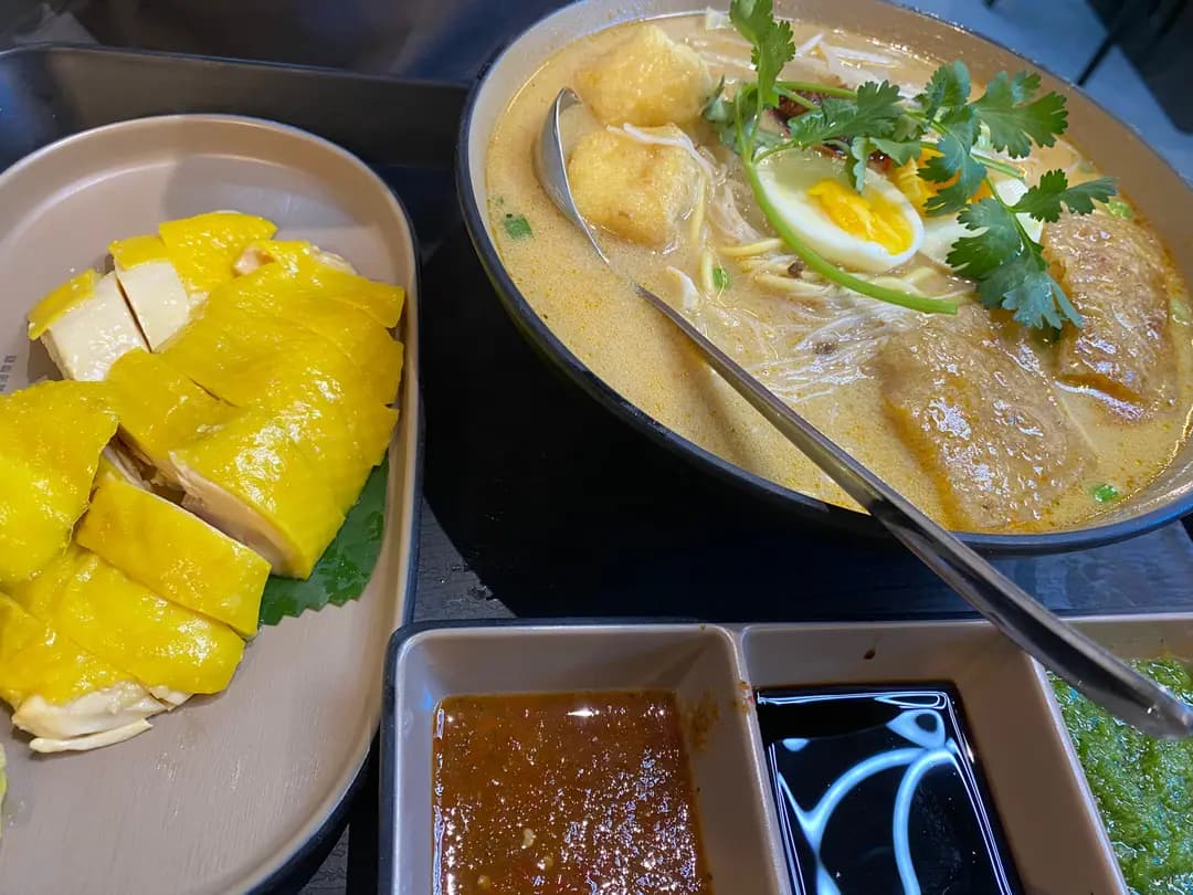 大哥雞飯去骨海南雞 (銀幕街) photo 7
