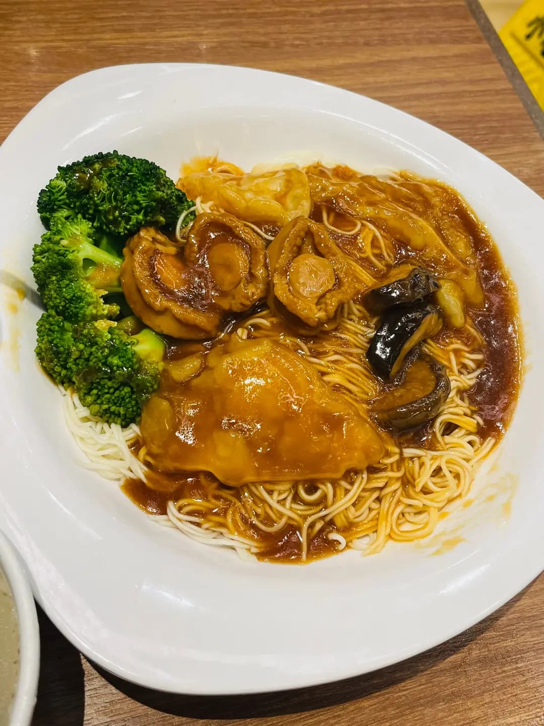 銀龍粉麵茶餐廳 photo 4