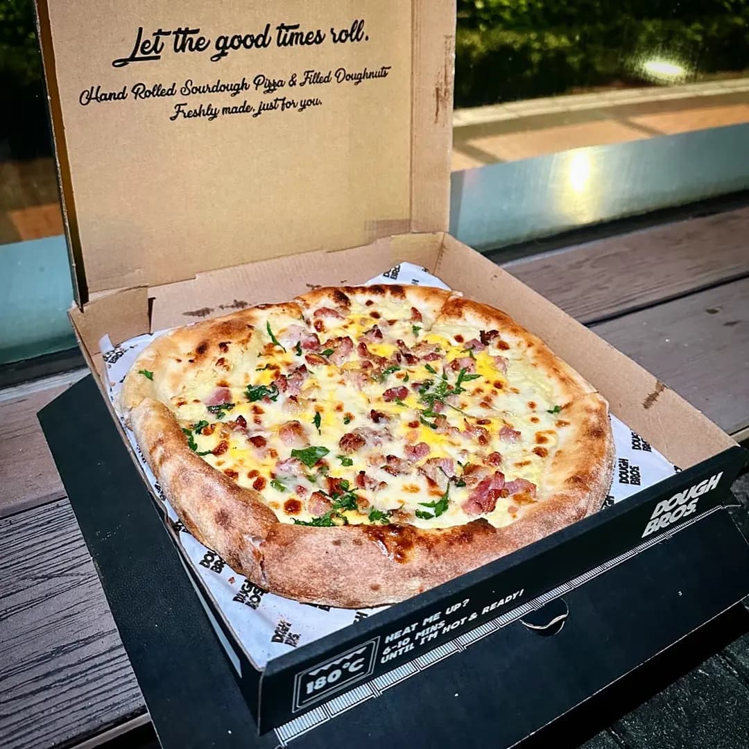 Dough Bros Pizza & Doughnuts (皇后大道東) photo 2