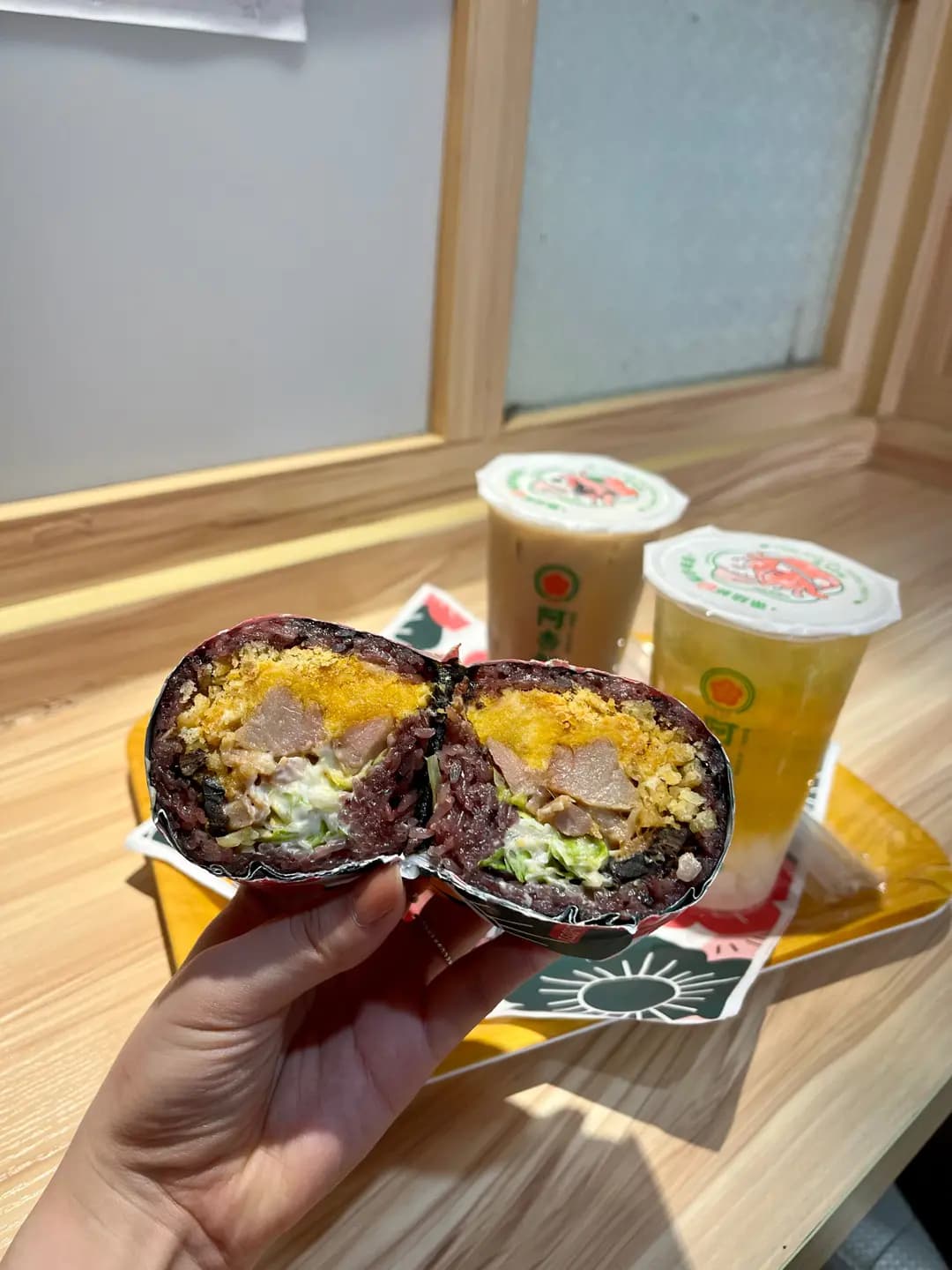 阿杏飯團 (東海商業中心) photo 3