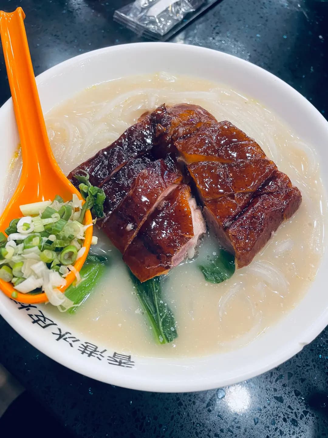 香港冰皮燒鵝 photo 2