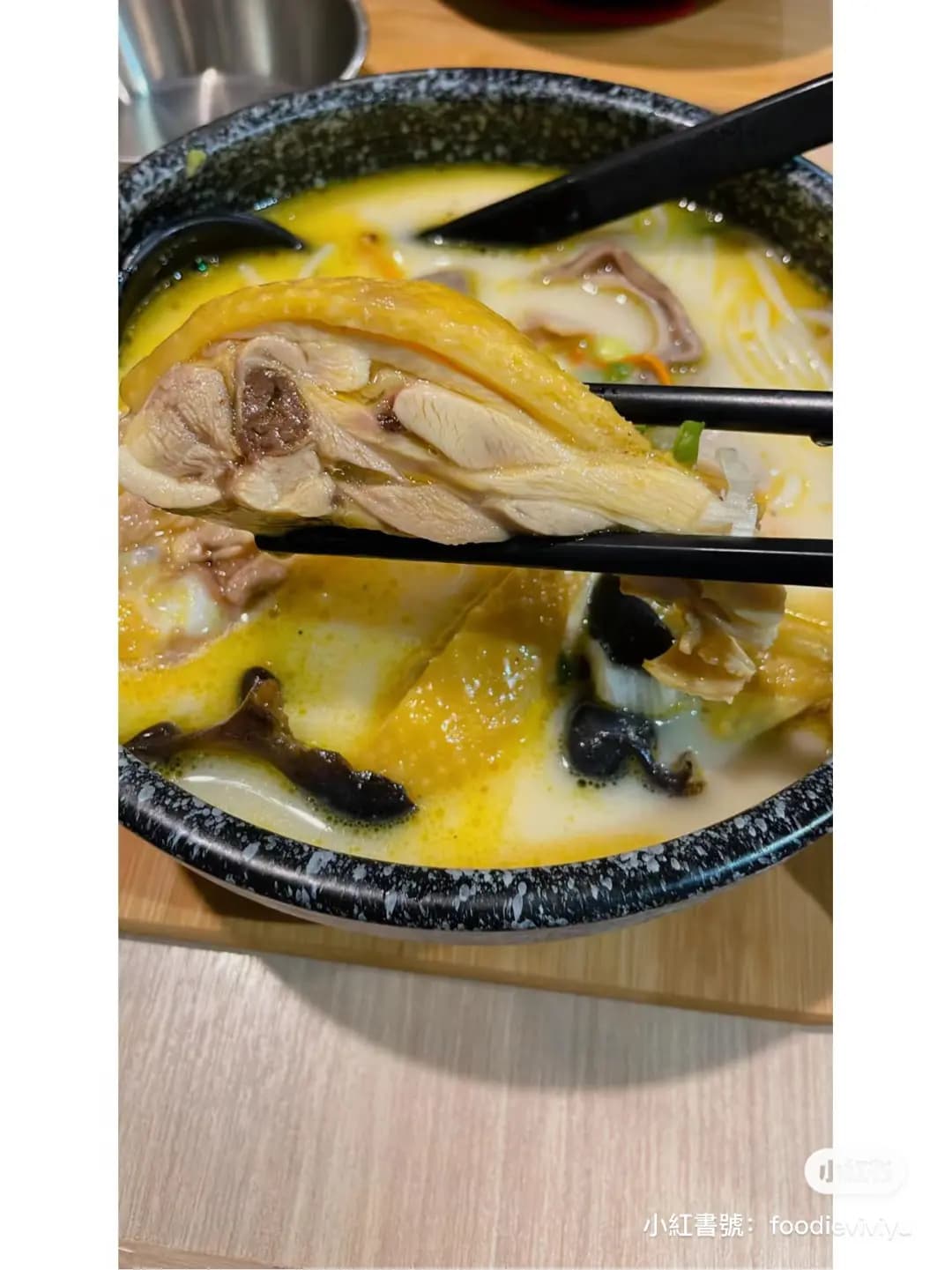 雞駅花膠雞米線專門店 photo 2