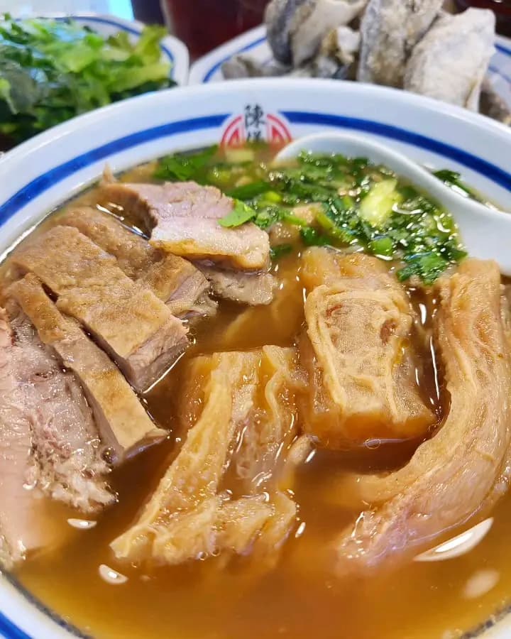 陳儀興牛什粉麵茶餐廳 photo 7