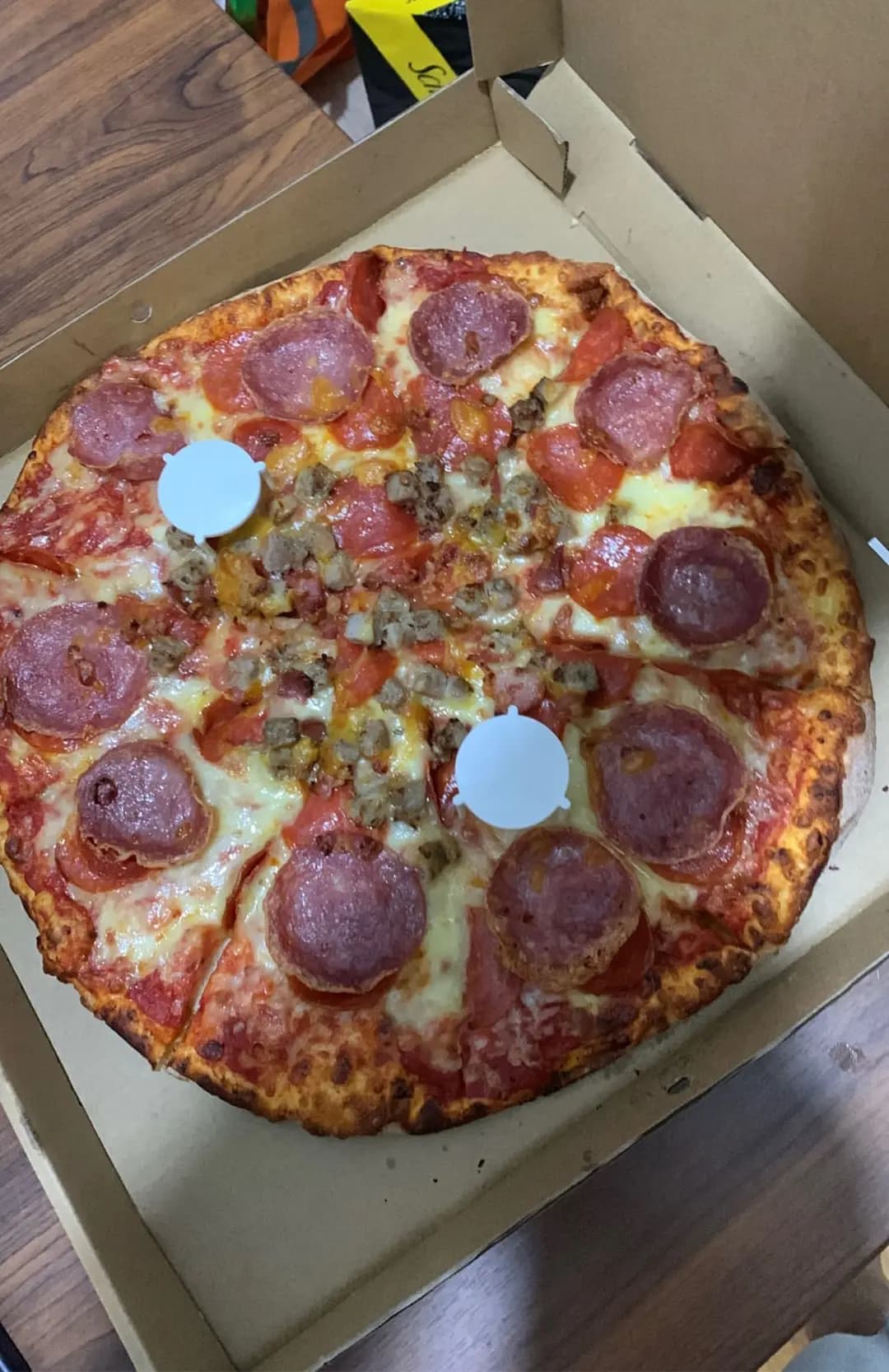 Canadian Pizza (恆運樓) photo 2