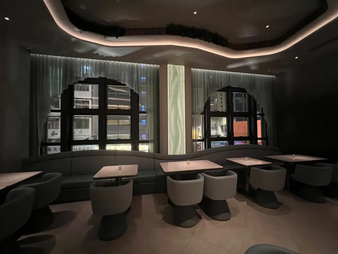 Source Bar photo 8