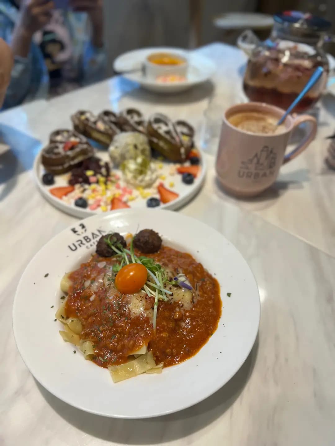 URBAN Cafe (駱駝漆大廈第一座) photo 3