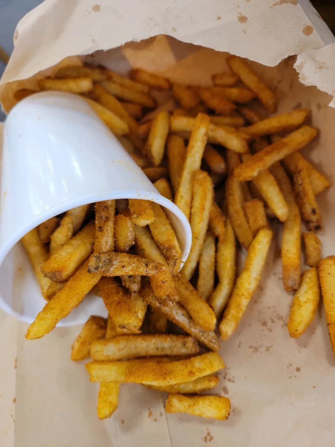 FIVE GUYS photo 2