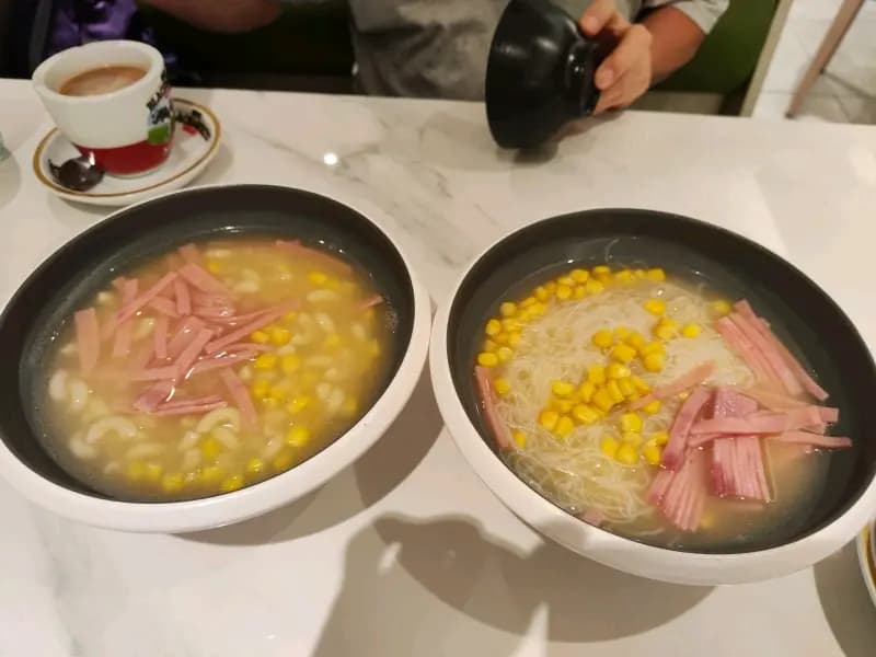 荷里活餐廳 photo 3