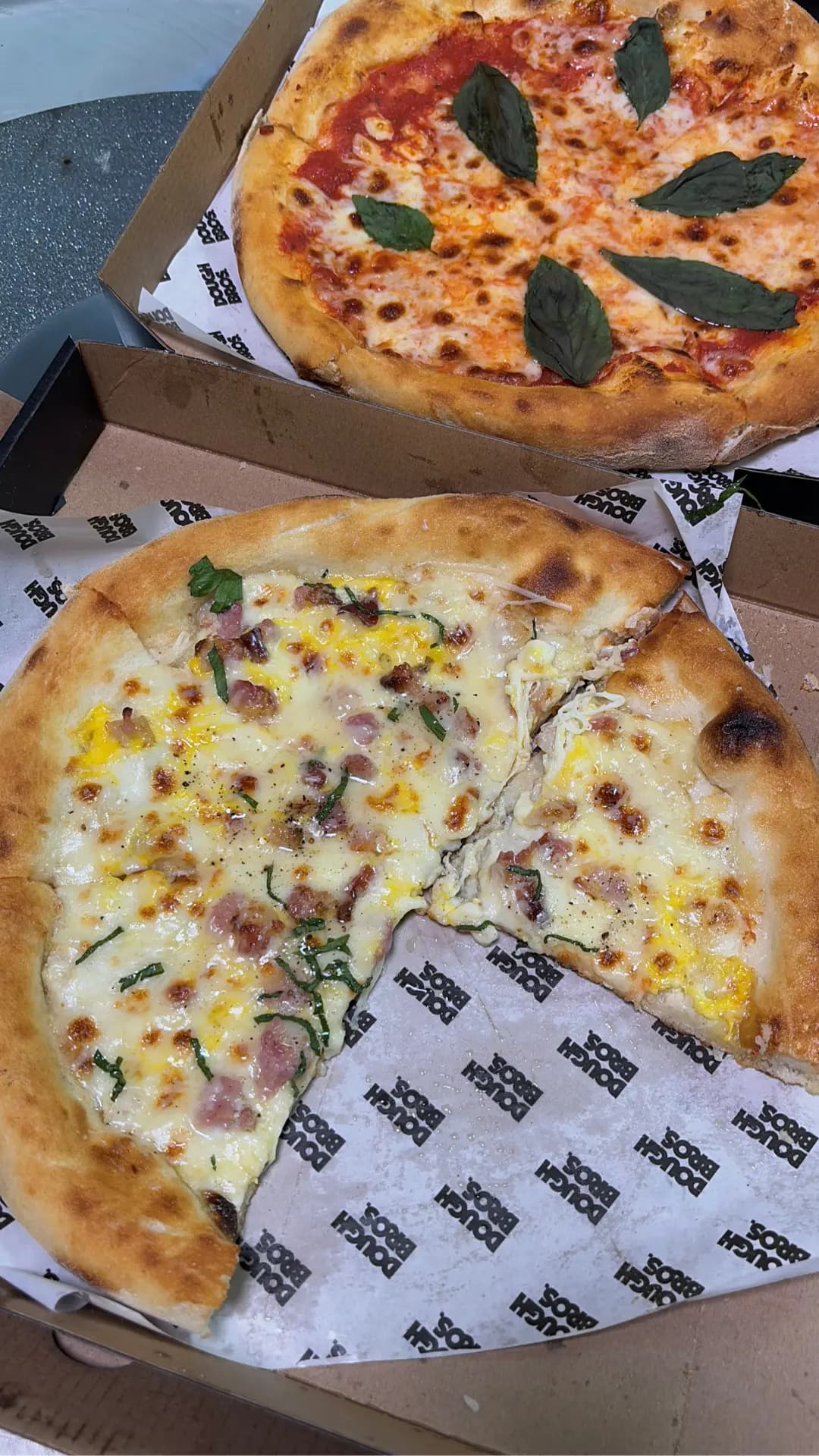 Dough Bros Pizza & Doughnuts (威德閣) photo 5